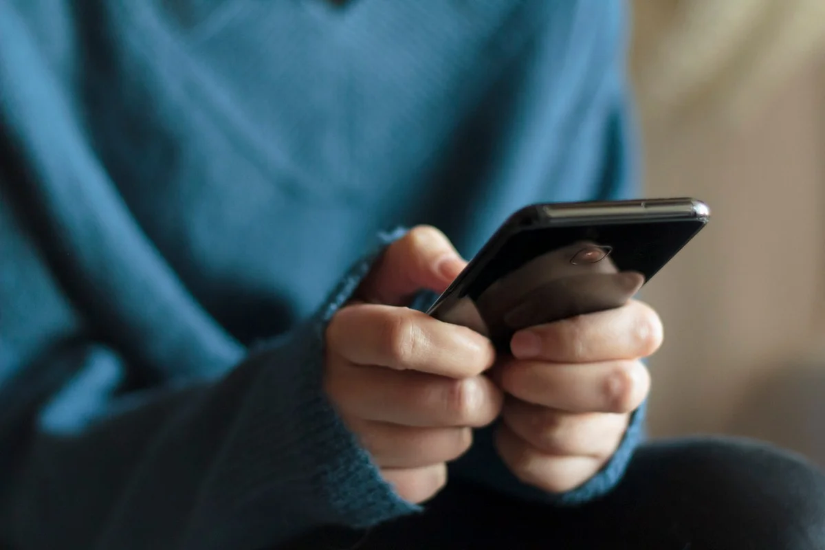 Охоту за SMS-кодами казахстанцев начали мошенники под видом коммунальщиков
