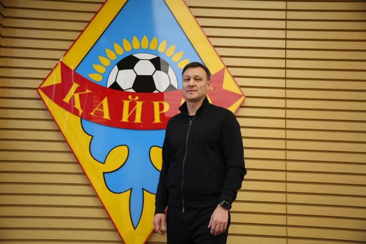 "Выбирать не приходится": Уразбахтин высказался о переносе матча из-за выступления Канье Уэста