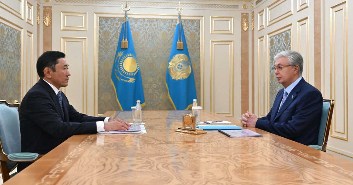   Мемлекет басшысы Атырау облысының әкімі Болат Ақшолақовты қабылдады   