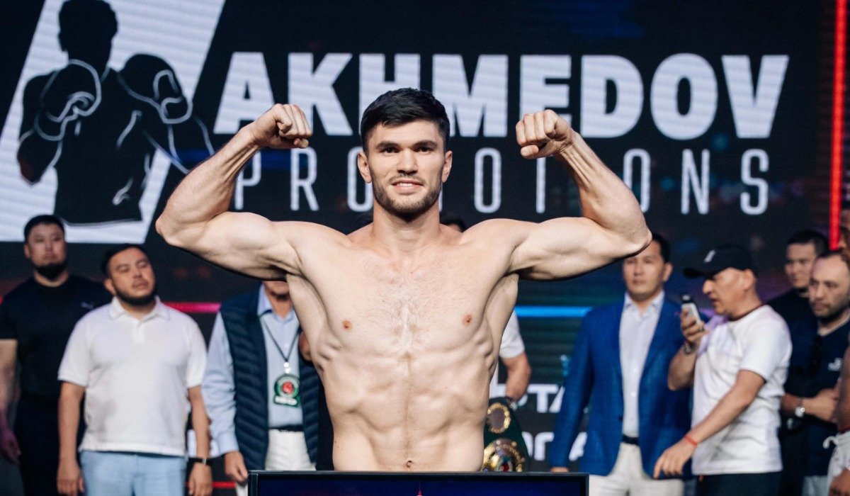 Чемпион из Казахстана превознес Головкина и пригрозил Биволу