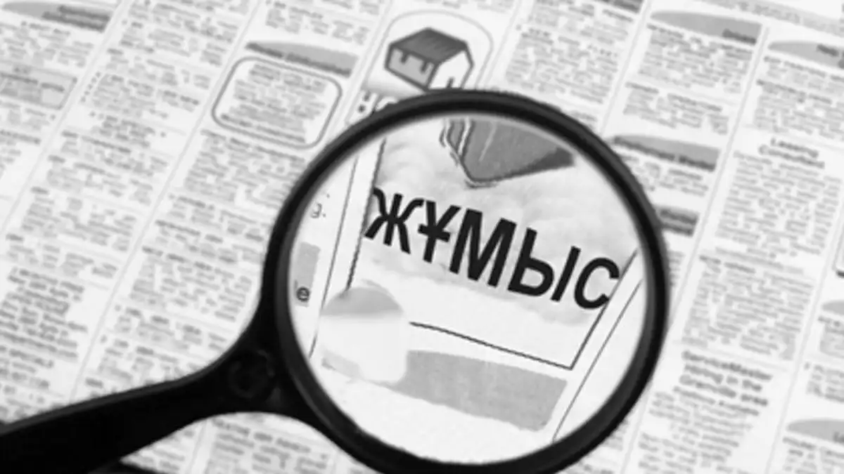 Минтруда выявило сотни нарушений при трудоустройстве несовершеннолетних