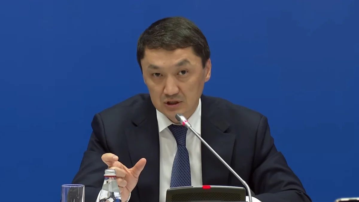 Астананың кәріз жүйесін жаңарту: Олжас Сапарбеков миллиардтаған шығынның тиімсіз екенін мәлімдеді
