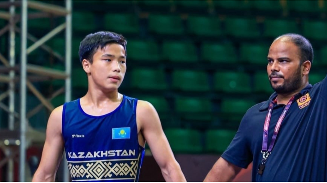 Қазақстанның екі балуаны U17 әлем чемпионатының жартылай финалына шықты
