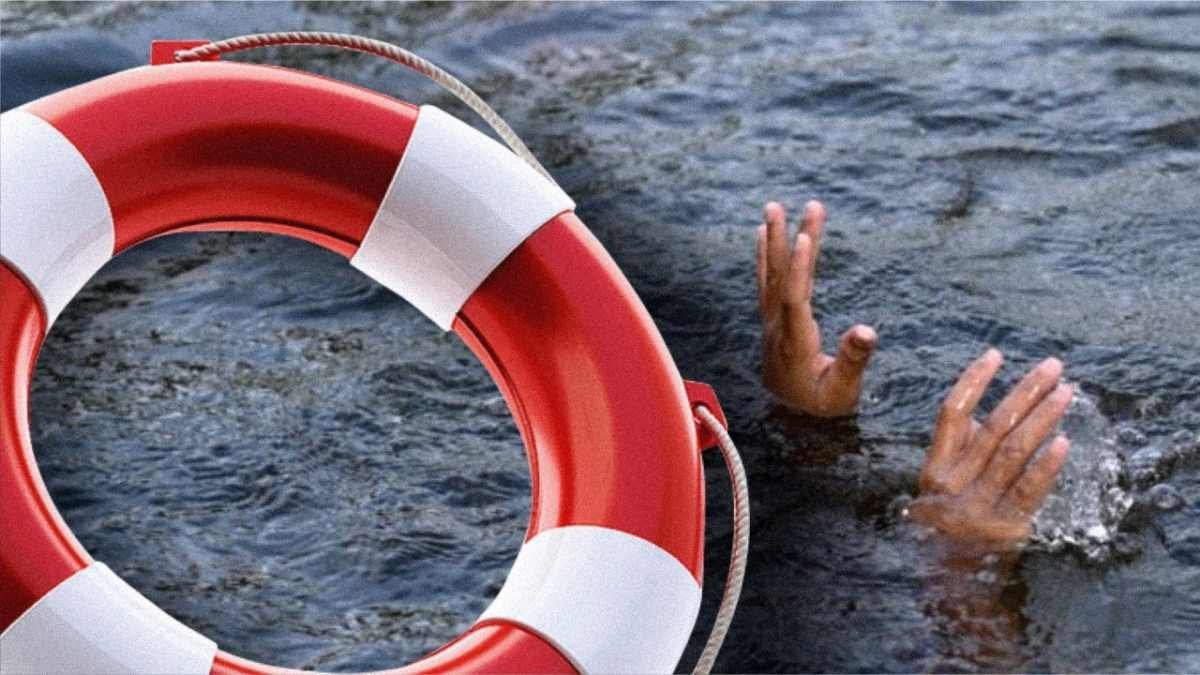 Унесло волной: на Каспии едва не утонули пятеро подростков