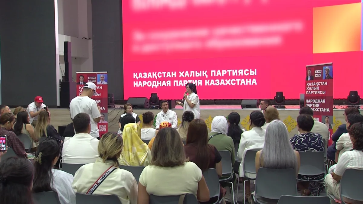 Кандидаты от НПК встретились с педагогами в Астане