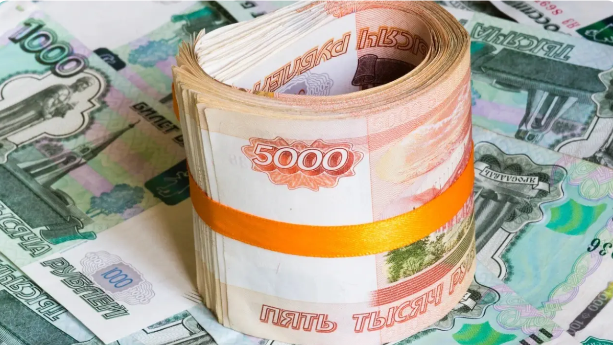 Қазақстандықтар рубльді сатып алғаннан гөрі сатуды жиілетті – Ұлттық банк