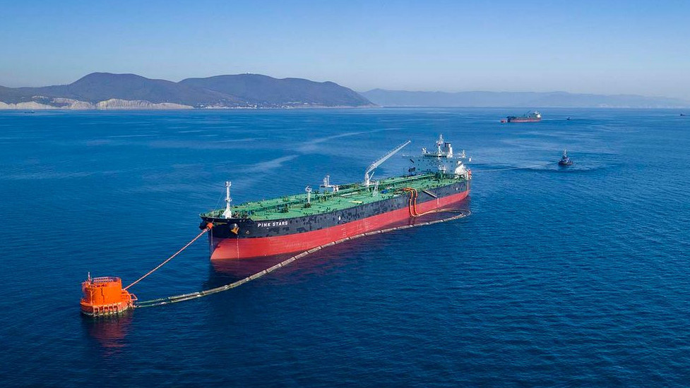 Два танкера подверглись атаке возле терминала КТК в Черном море
