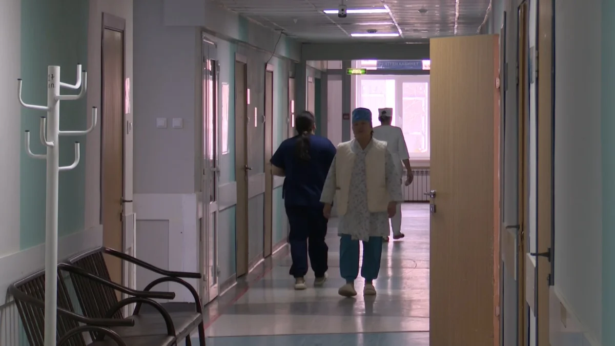 Науқастарды ұрып-соқты: Павлодардағы орталық әлеуметтік желіде тараған жалған ақпаратқа қатысты мәлімдеме жасады
