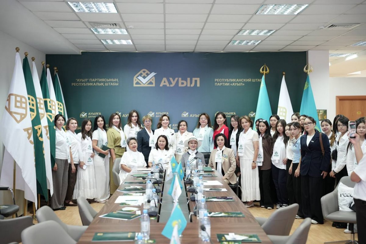 Участники встречи с партией "Ауыл" выработали предложения по расширению возможностей для женщин и молодежи