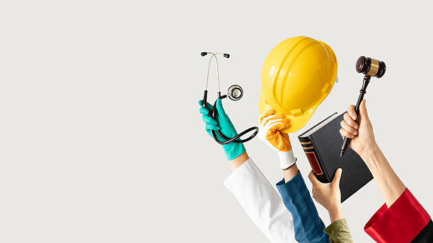 Как Казахстан снижает безработицу и помогает людям найти работу