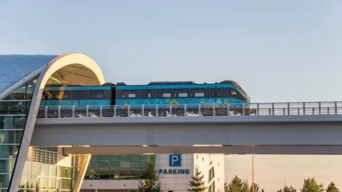Более 113 забытых вещей вернули пассажирам LRT с начала запуска