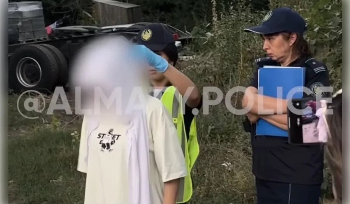 Подросток делала закладки в Алматы: ее задержали полицейские (ВИДЕО)