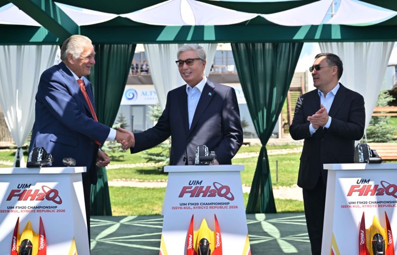 Токаев вместе с лидерами стран ЦА дал старт мировым гонкам F1H2O