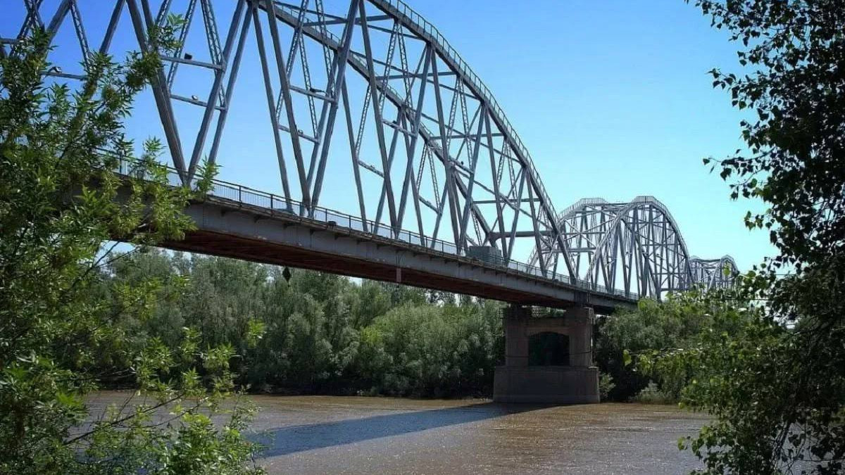 Новый мост через реку Урал построят на международной трассе