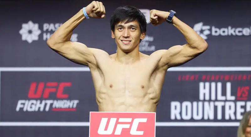 Бывший боец UFC из Казахстана подписал контракт с NAIZA
