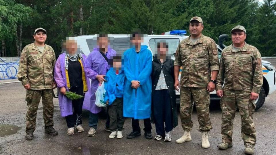 Пять туристов потерялись в горах Каркаралинска