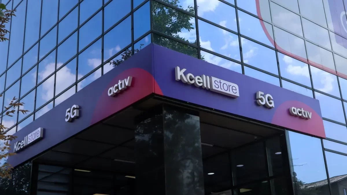 72 тыс. теңге за отключение интернета: казахстанец раскритиковал условия KCELL