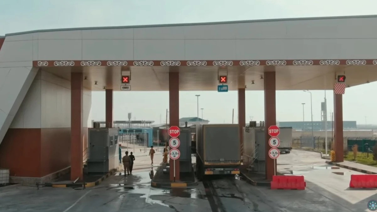 На границе страны пресекли незаконный провоз товаров на 3,9 млрд тенге