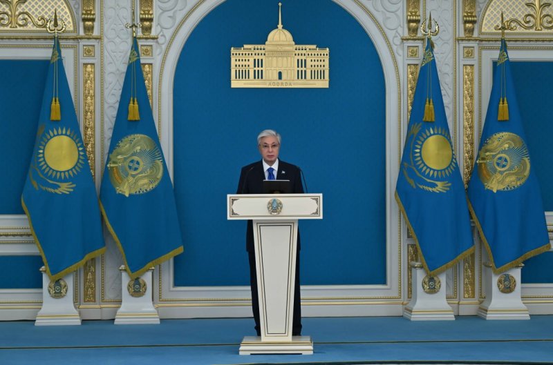 «Главный мост между Европой и Азией»: Токаев запустил строительство трех автодорог
