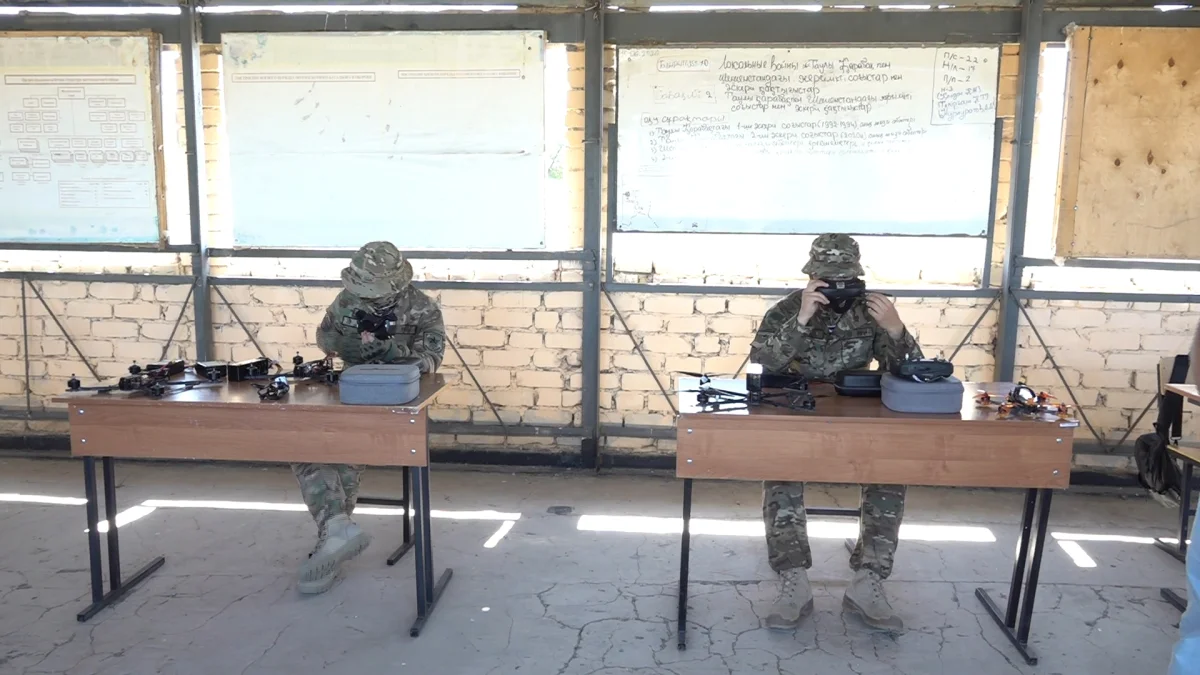Операторы будущего: в Алматы завершили подготовку военных специалистов по БПЛА