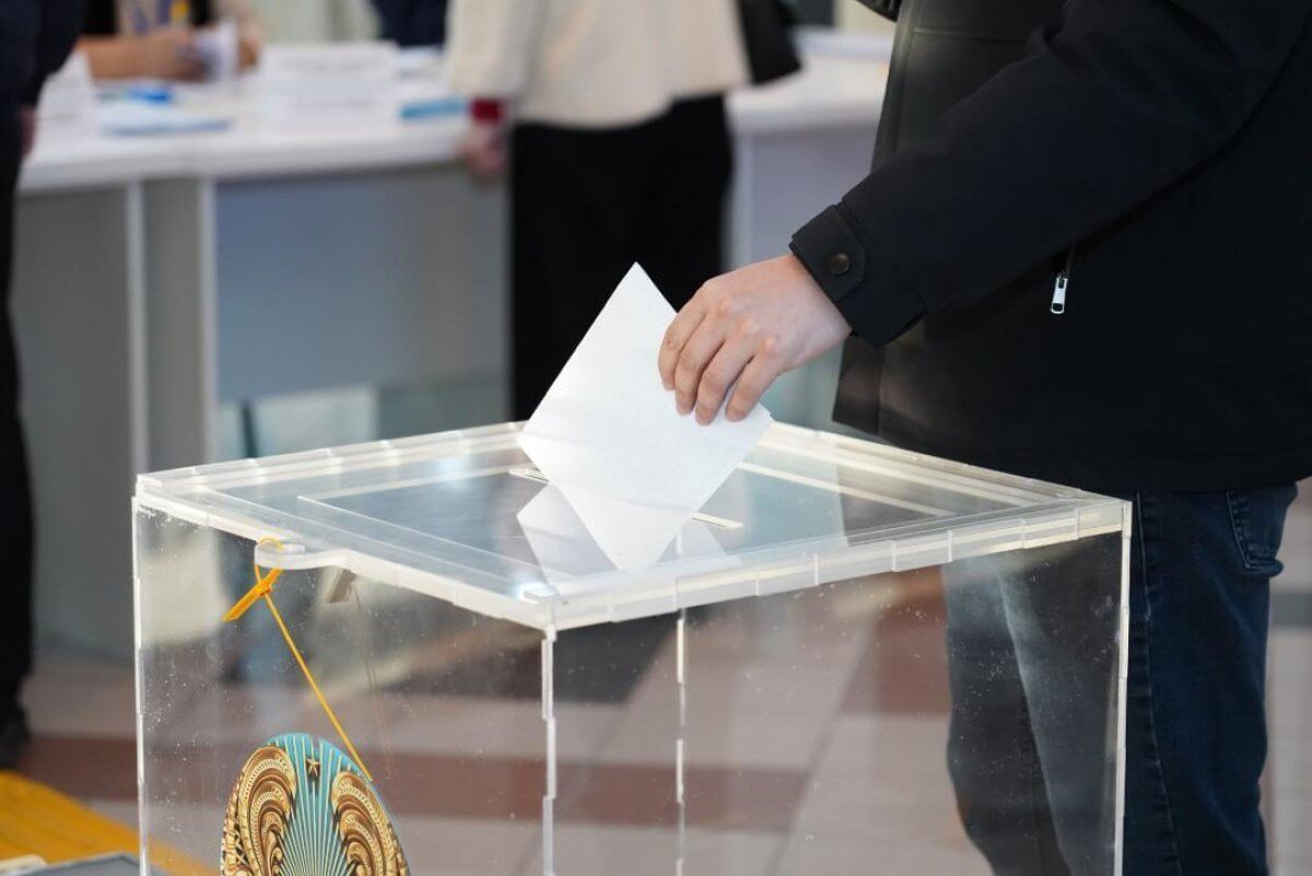 Выборы депутатов Курултая: участковые избирательные комиссии приступили к работе