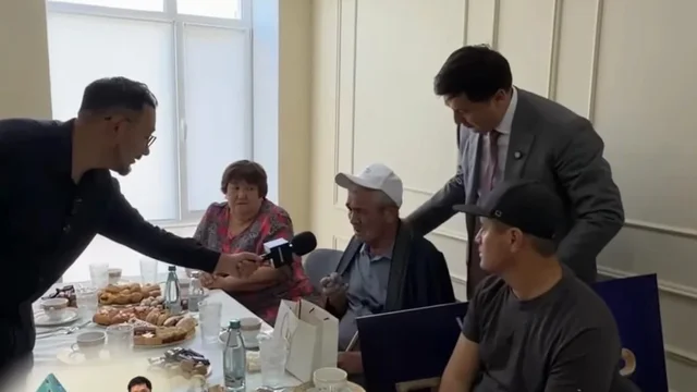 100 жылқы ұрлады деп сотталған қарияға кәсіпкер пәтер сыйлады