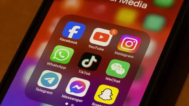 «Лайк пен донат үшін». TikTok-та боқтағандар мен пранк жасағандарға жаза күшейді