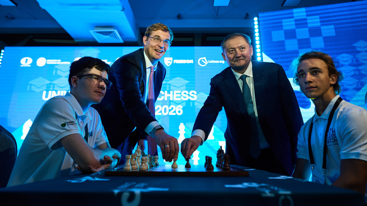 Алматыда студенттер арасындағы тұңғыш FIDE командалық әлем чемпионаты басталды