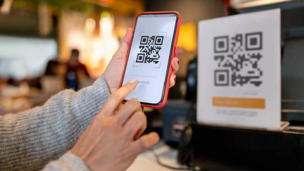 Қазақстандықтар Қытайда QR арқылы төлем жасай алады: Жүйелер жыл соңына дейін біріктіріледі