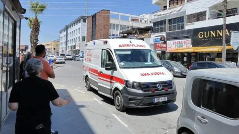 Казахстанку жестоко ранили ножом в супермаркете на Кипре