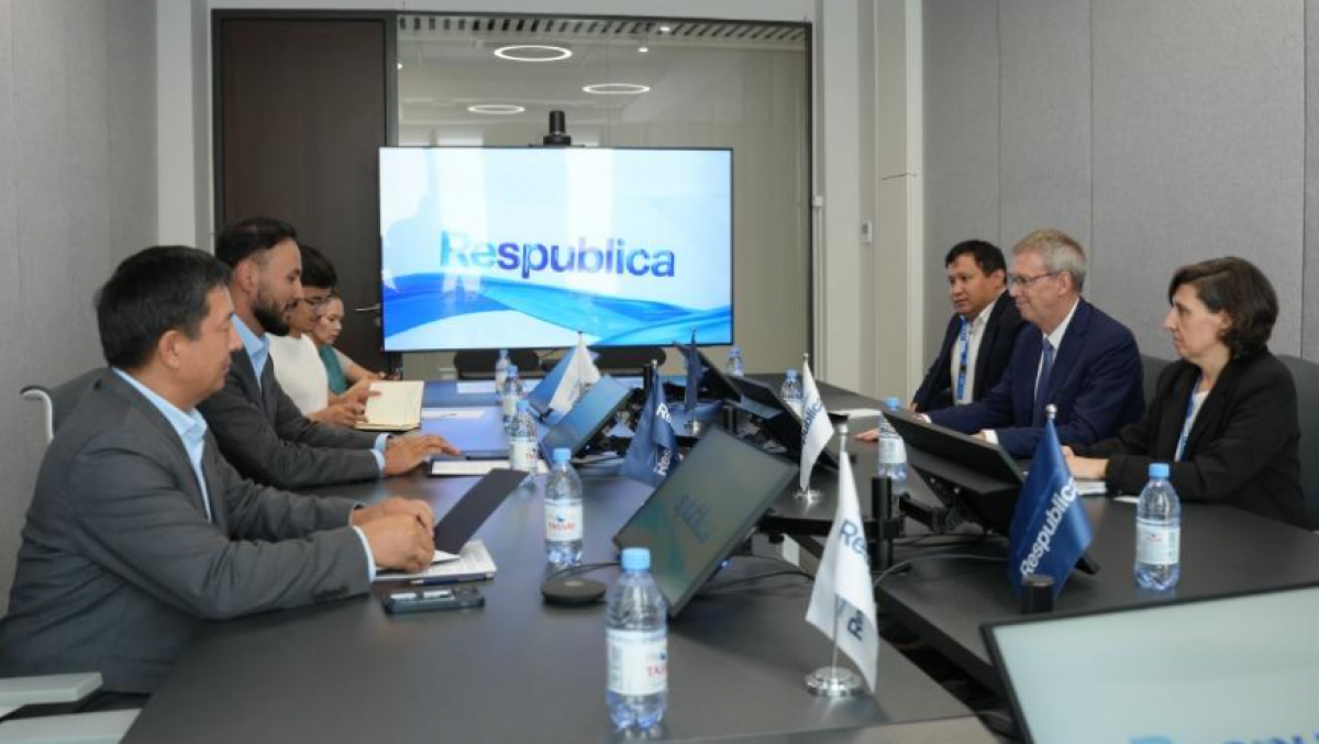 Председатель партии Respublica Айдарбек Ходжаназаров встретился с главой Миссии БДИПЧ ОБСЕ