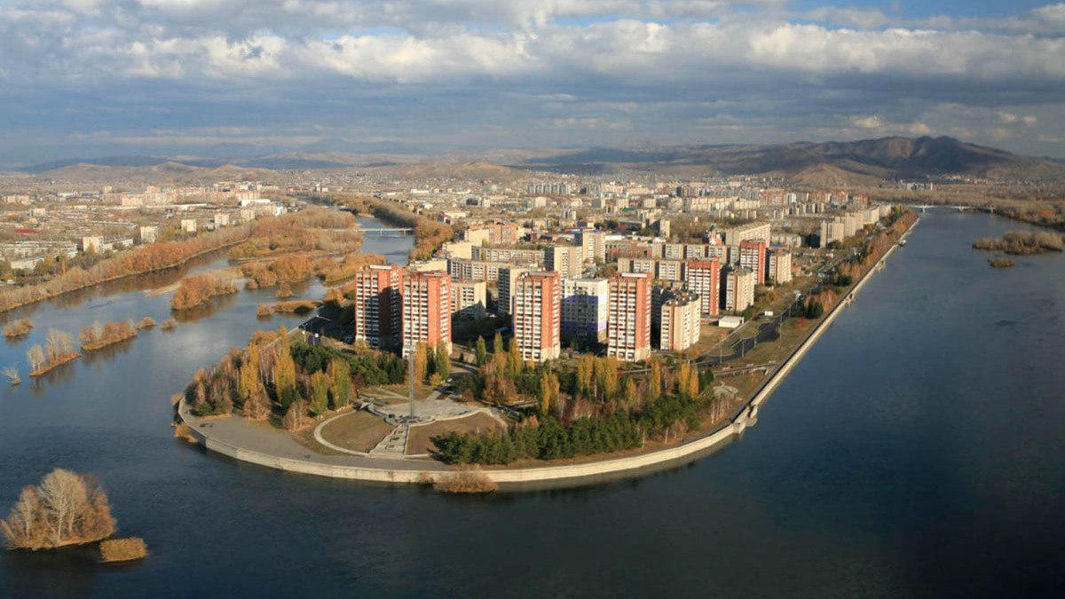 В Усть-Каменогорске обнаружили тело мужчины, прыгнувшего с моста