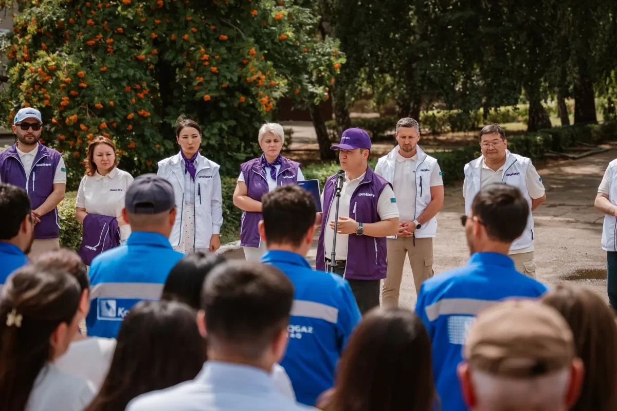 Предвыборный штаб партии "Әділет" продолжил встречи с жителями Западно-Казахстанской области