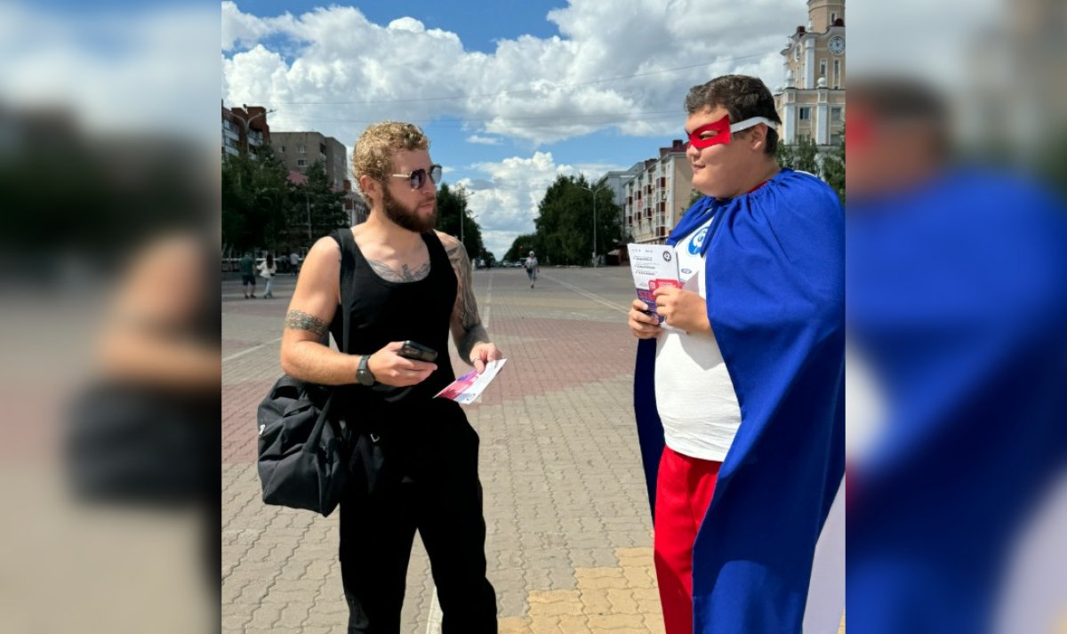 "Этому городу нужен новый супергерой": ОСДП провела необычную промо-акцию в Костанае