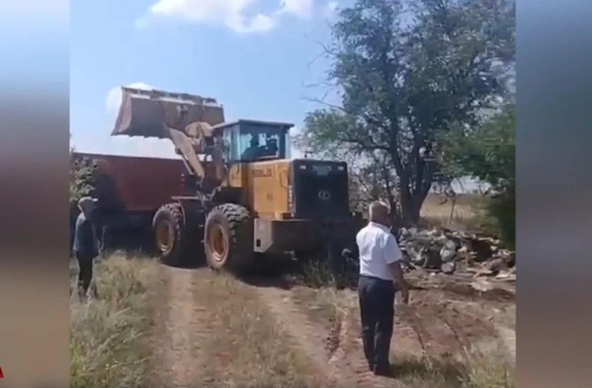 В Актобе полицейские наказали руководство одной из больниц за стихийную свалку