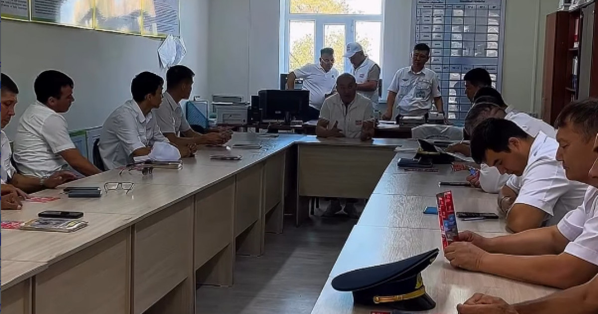 Қазақстан Халық партиясы Ұлытау облысындағы кәсіпорын қызметкерлерімен пікір алмасты 