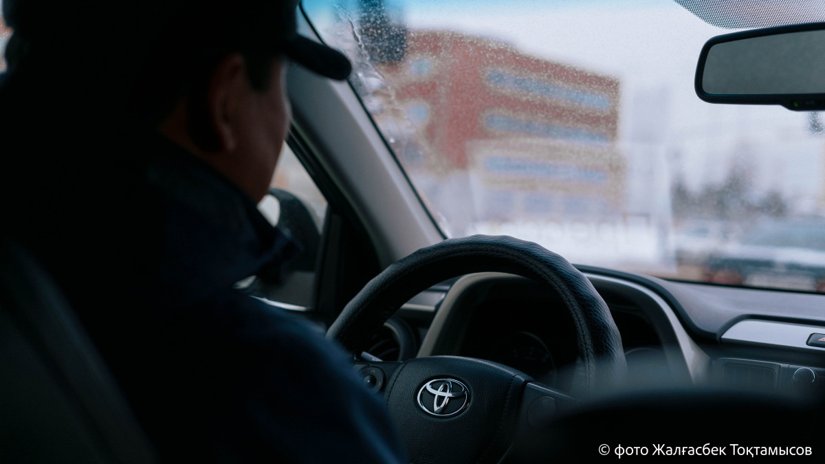 Өмір бойына көлік жүргізу құқығынан айырылған ақтөбелік мас күйде қайта рөлге отырған