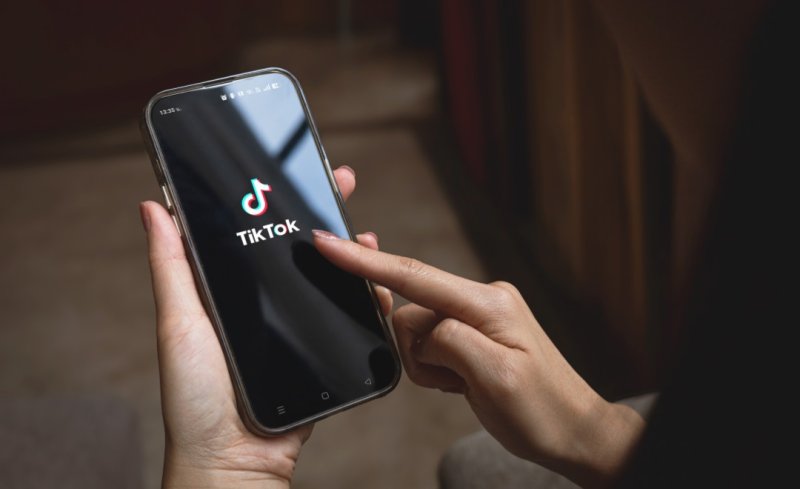 Очередная «звезда» TikTok получила штраф в Казахстане