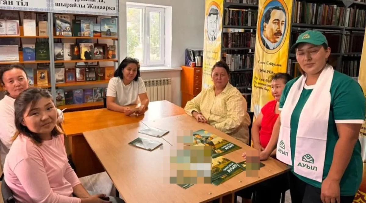 «Ауыл» партиясының өкілдері Қараағаш ауылындағы тұрғындардың ұсыныстарын тыңдады