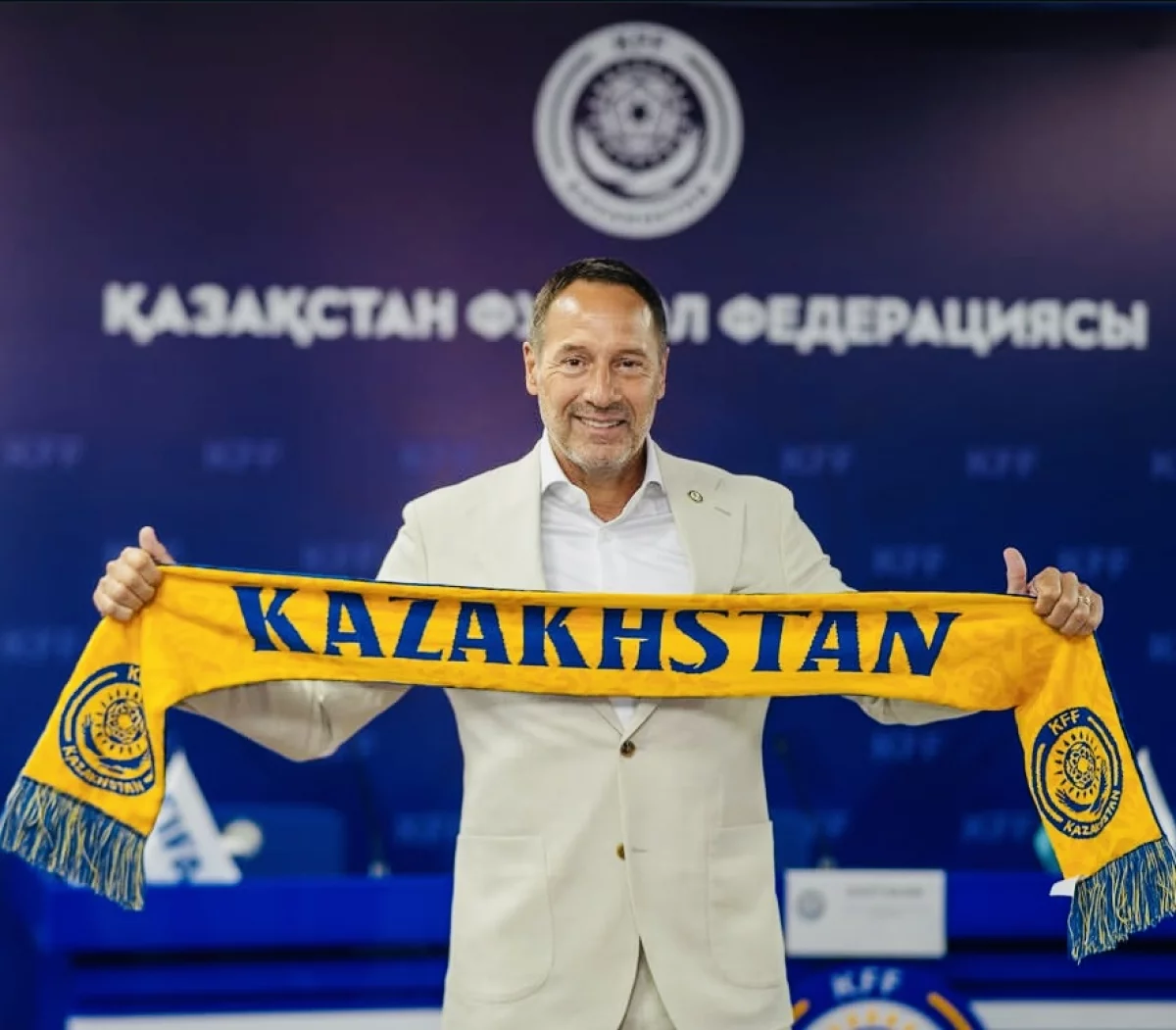 Қазақстан құрамасының бас бапкері Джон ван ’т Схип: Нидерланд жанкүйерлерінің сыны мен үміті