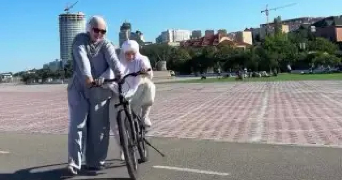  73 жастағы ақтаулық әжей бала күнгі арманын орындауға бел буды (ВИДЕО) 