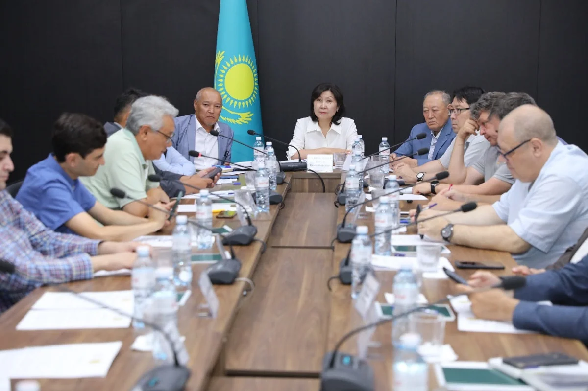 Алматыда Құрылтай сайлауына арналған сараптамалық отырыс өтті