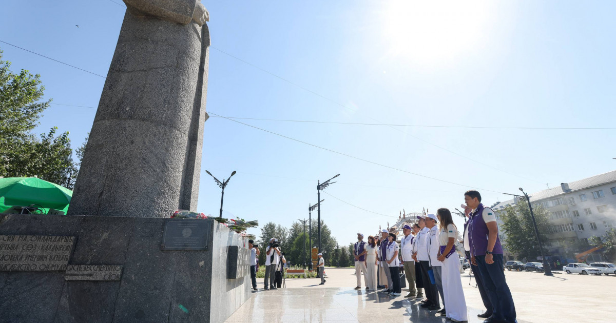   Абай күнінде «Әділет» партиясының республикалық сайлауалды штабы Семейге барды   