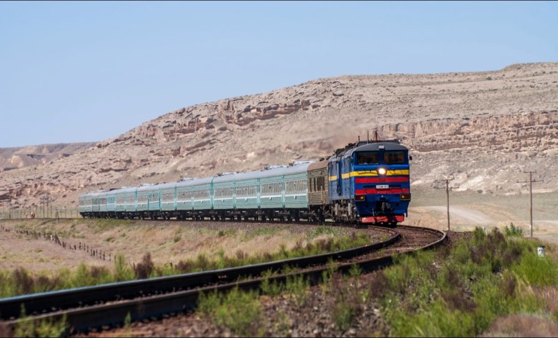 Кто ответит за жару в вагоне? В КТЖ открестились от проблемного поезда