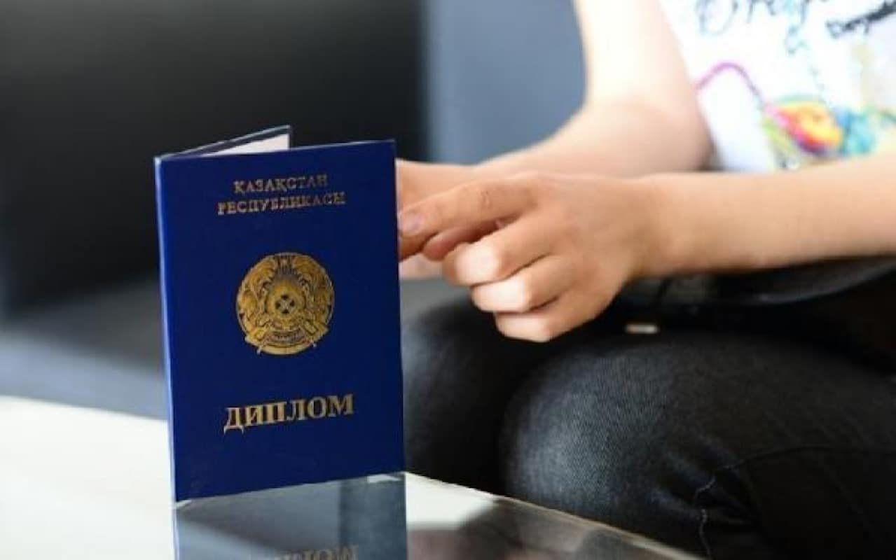 Жамбылской области студентка добилась алиментов от отца на период обучения