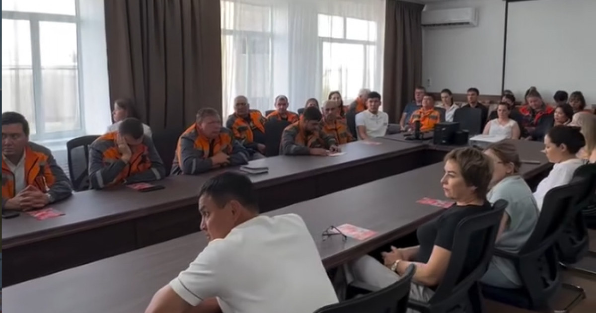  Қазақстан Халық партиясы Қарағанды облысында «Шахтинсктеплоэнерго» ұжымының ұсыныстарын тыңдады 