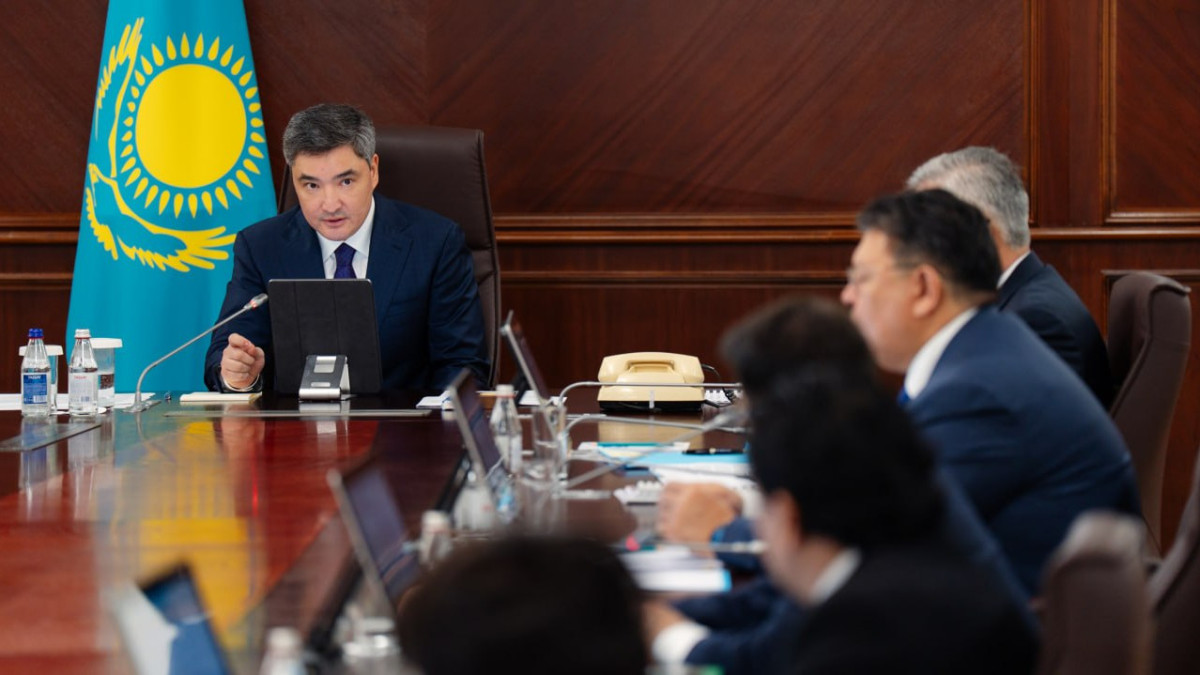 Коммуналдық қызметтер цифрландырылады: Бектенов бизнес үшін рәсімдерді жеңілдетуді тапсырды