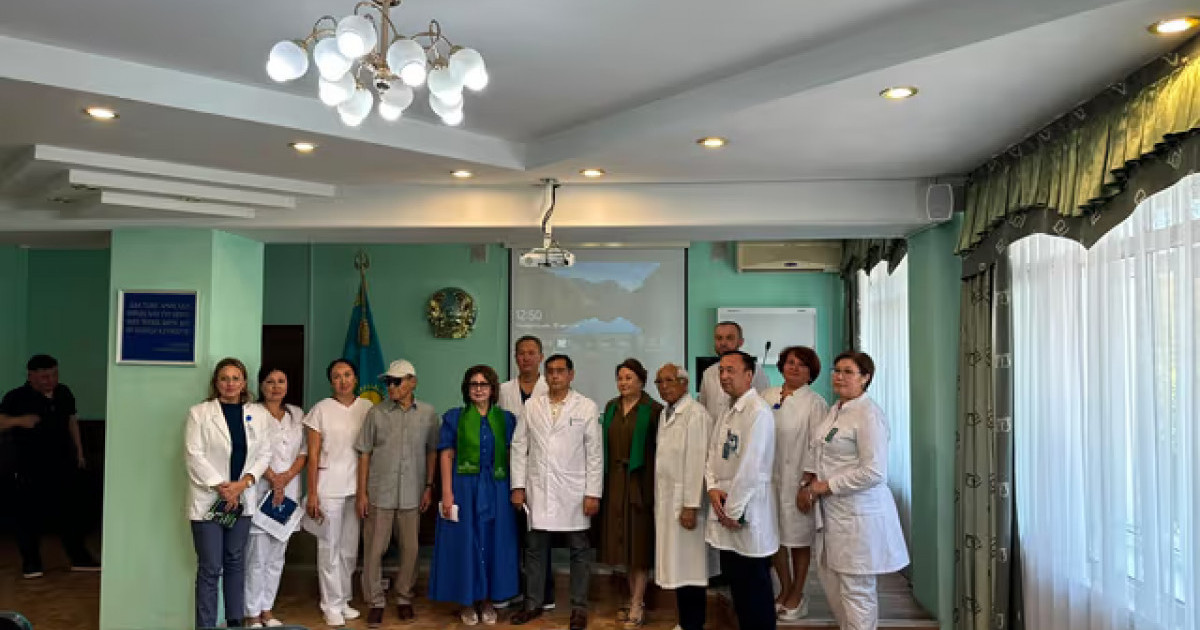  «Байтақ» партиясының өкілдері елорда дәрігерлерімен кездесті 