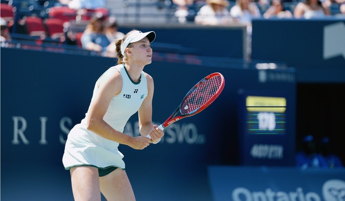 Рыбакина вышла в полуфинал WTA 1000 после победы над Осакой