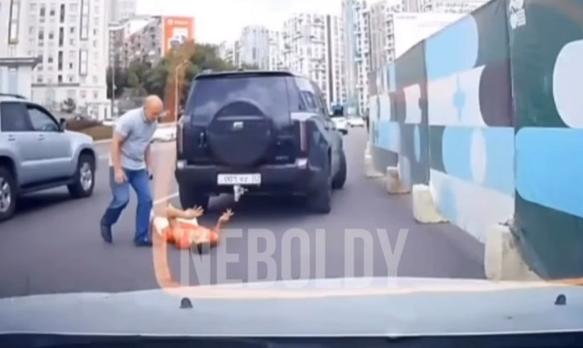 Конфликт на дороге в Алматы закончился нокаутом: полиция возбудила уголовное дело